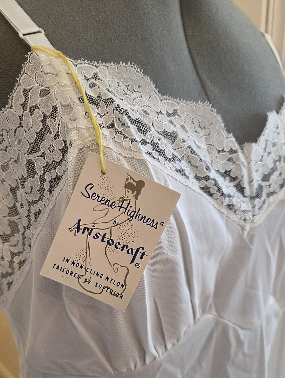 Dress Slip Vintage 1970 NEW w/ Tag Nylon Antron III Full Lace Lingerie USA